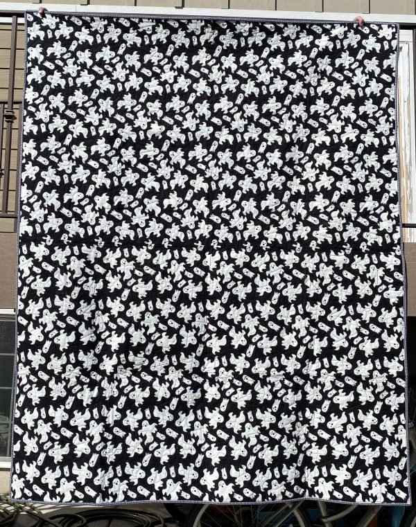 Halloween Spooky Ghosts Glow In The Dark Quilt - Image 8