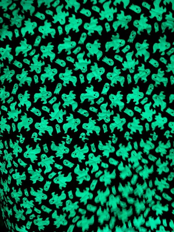 Halloween Spooky Ghosts Glow In The Dark Quilt - Image 5